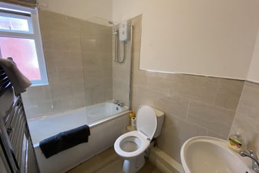 6 bed flat, Scarsdale Road, Victoria Park, Manchester, M145PY - Image 14